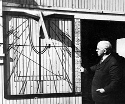 Porter with the Sundial in 1929